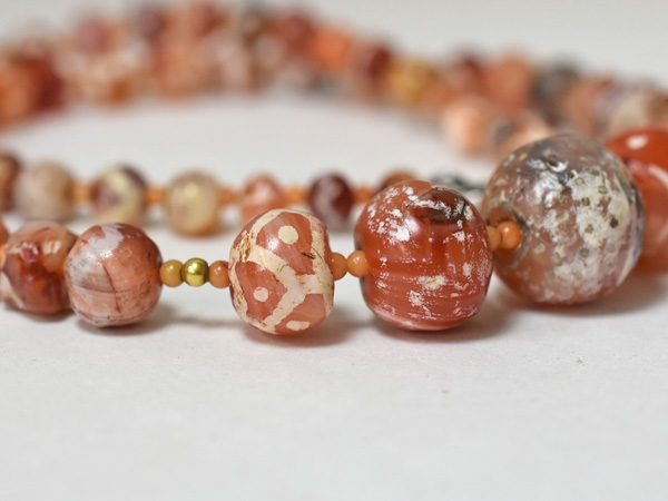 ✴︎希少✴︎1200-1700年前 エッジドカーネリアン ネックレス 52cm