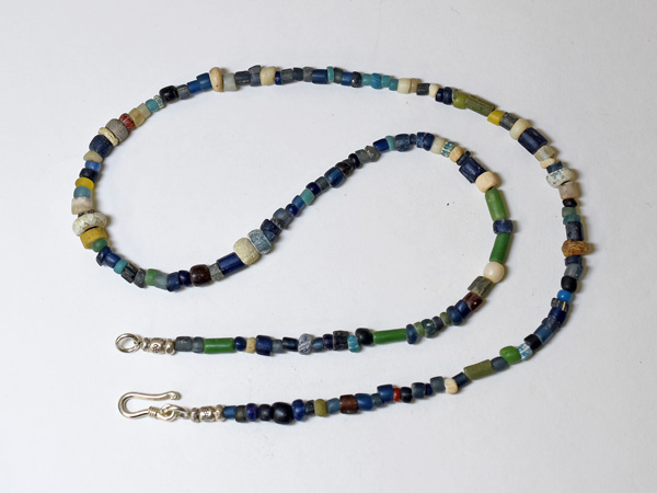 2403】マリ出土ミックスニラ銀化ビーズネックレス,とんぼ玉,トンボ玉