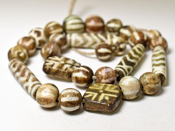 その他のビーズ一連 カテゴリ商品一覧｜アンティークビーズ、とんぼ玉