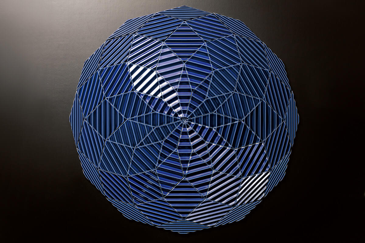 LIXIL ビジネス情報 | 幾何学文様の律動、タイリングの宇宙──無限に