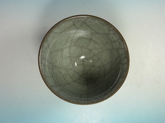 青磁ぐい呑｜作家名：吉田 周平｜文錦堂 | 文錦堂