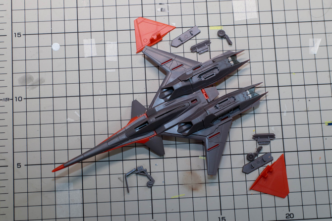 エースコンバット』コトブキヤ1/144「ADF-01」プラモレビュー