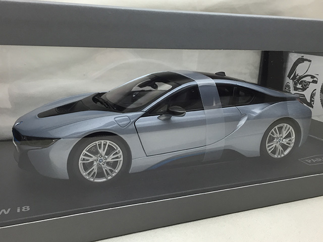 1/18 BMW i8 /アイオニックシルバー（PARAGON PA-97081） ミニカー通販