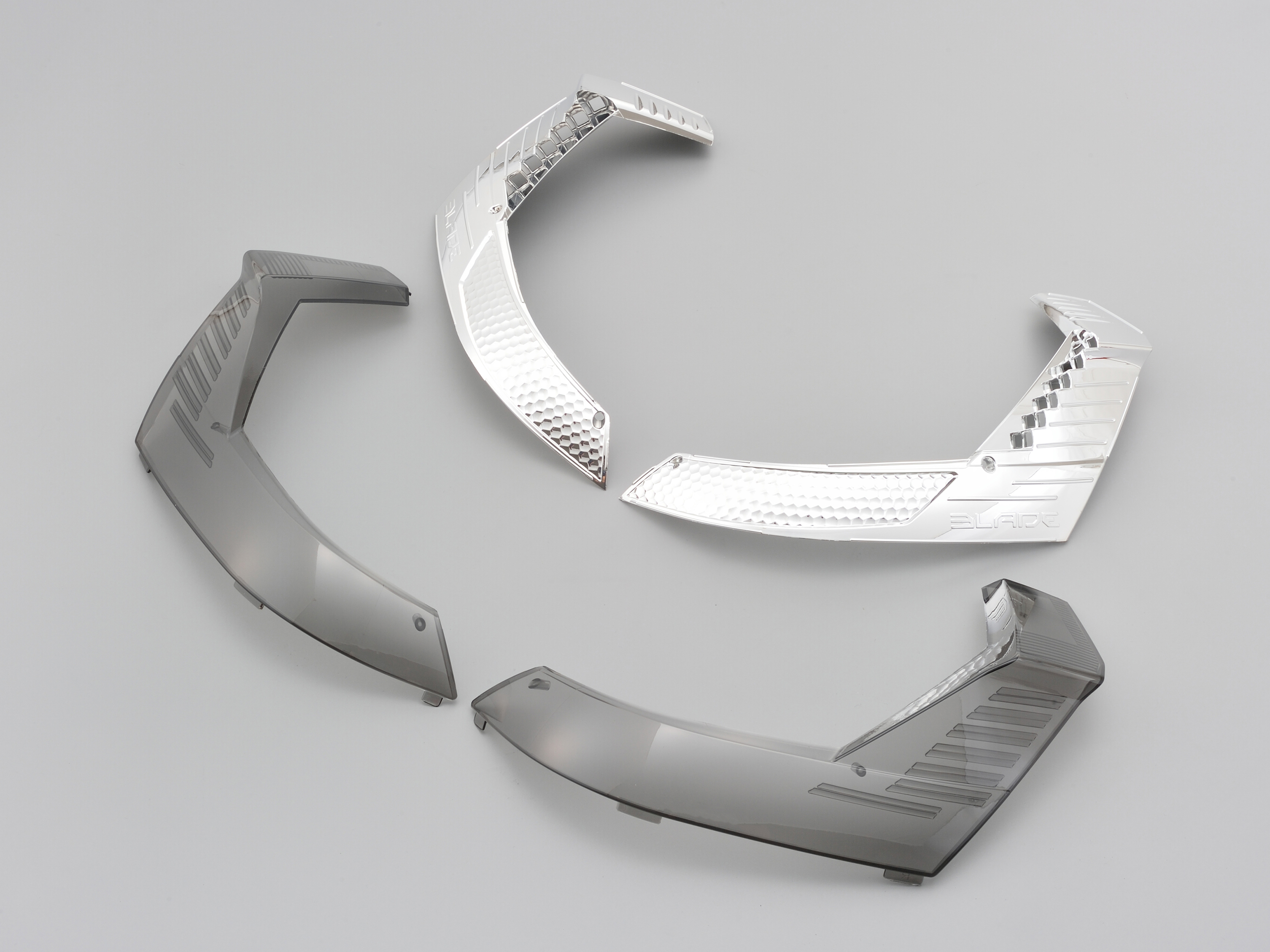 GIVI Z4506FR リフレクター 左右セット（TECH） B47 BLADE/B37 BLADE