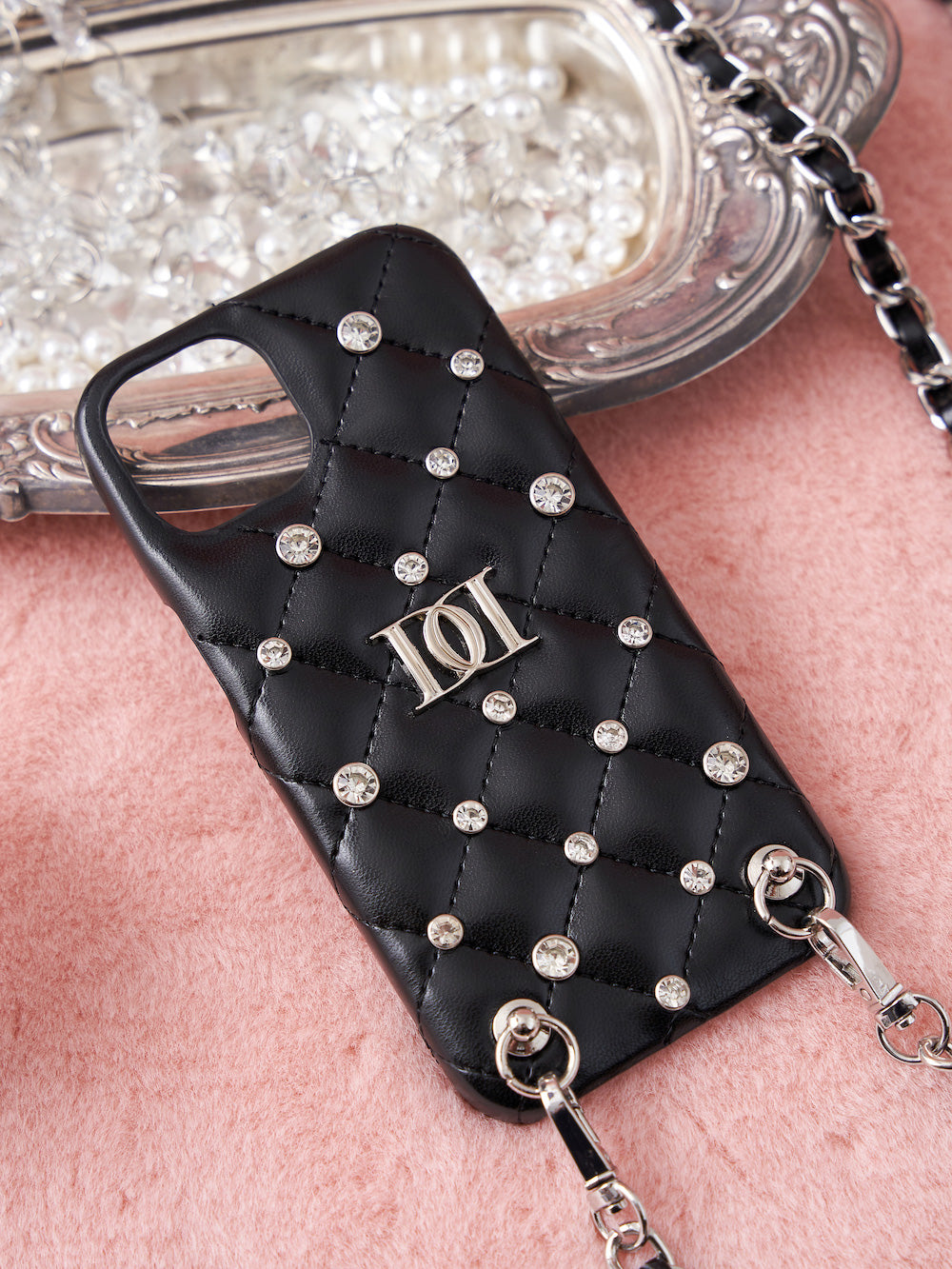 ダーリッチ Darich キルティングビジューDDチャームiPhoneケース16