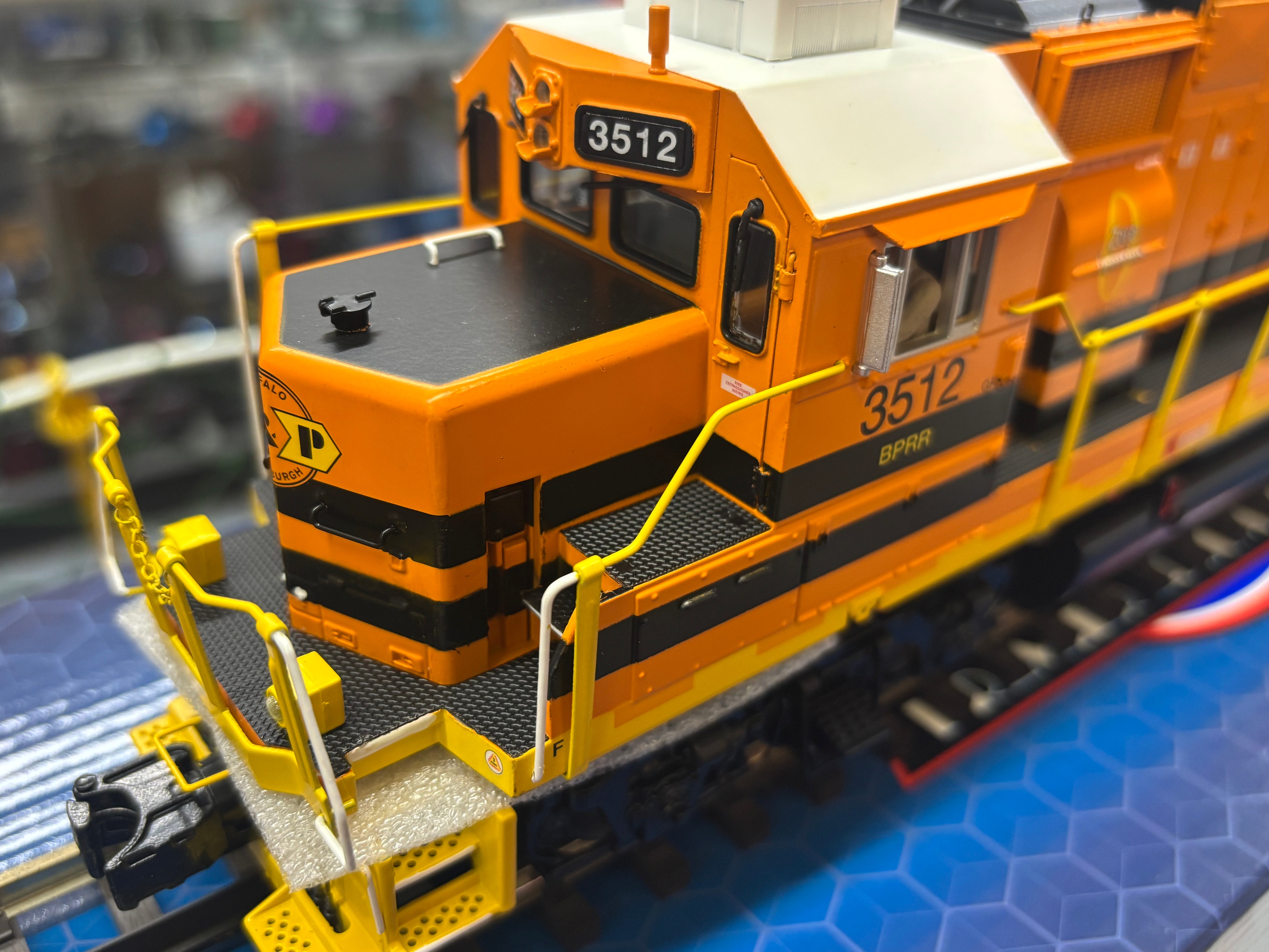 Now IN STOCK, E-Z Catch Buffalo & Pittsburgh Custom Atlas O