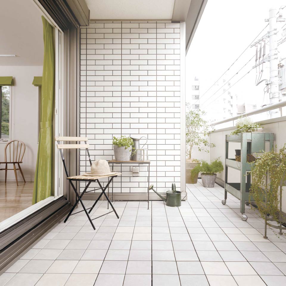 商品紹介 | 【クレガーレ】積水化学のバルコニータイルで楽しむ