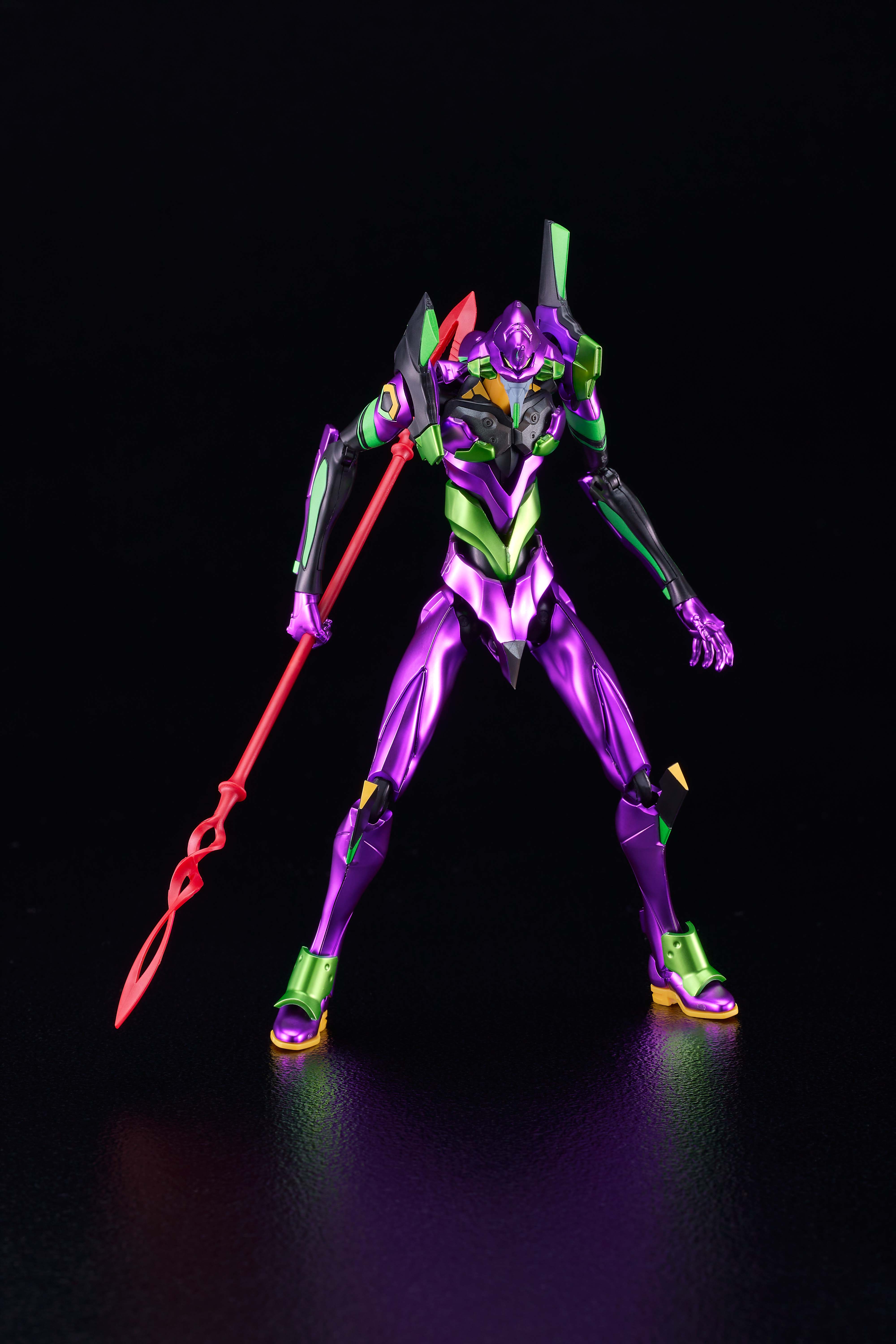 MODEROID エヴァンゲリオン初号機が豪華メッキカラー仕様で装いも新た