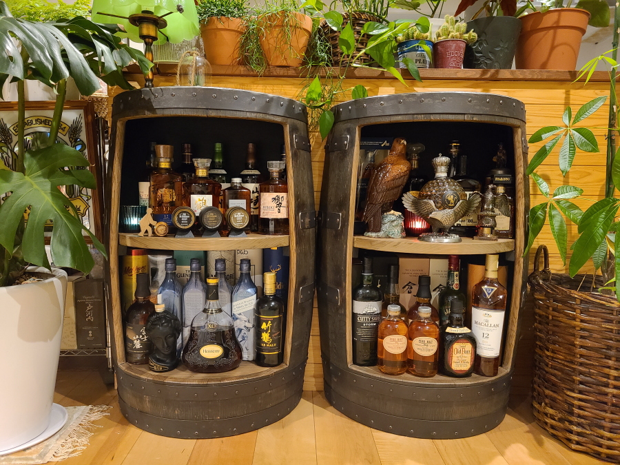 バーシェルフ（ウイスキー ラック）W653 D215 H870