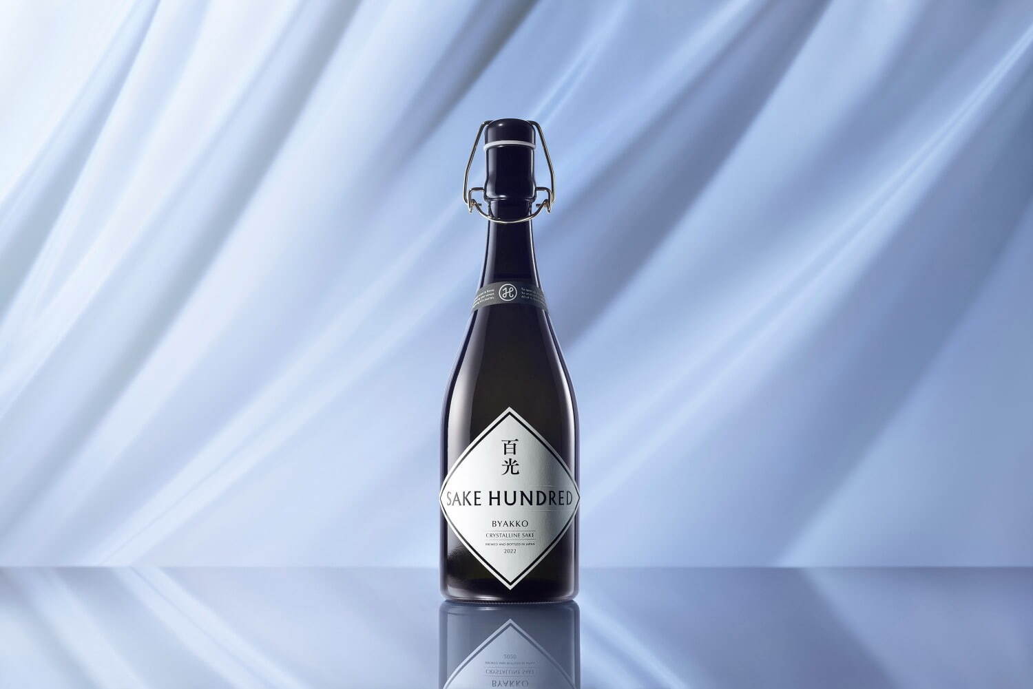 最高峰”日本酒ブランド・サケハンドレッドの「百光」が限定ボックスで