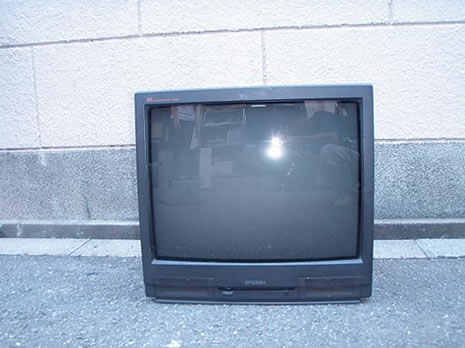 ブラウン管テレビ 1982年製 ブラック 引き取り1万5000円 ブラウン管