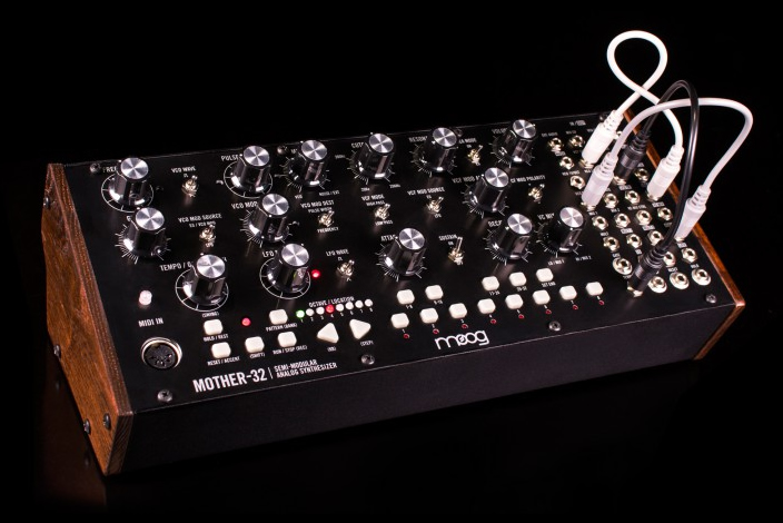 鍵盤楽器 Moog mother 32 Mother-32 – moog