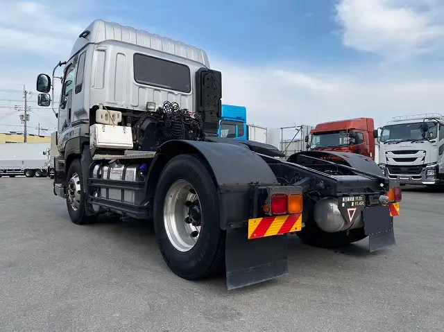 トラックコレクション イズズギガハイルーフ自作エアロ付き はたらく