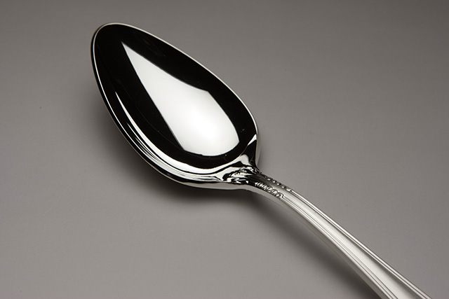 高級ホテルが使う洋白銀食器【ロイヤルスプーン】
