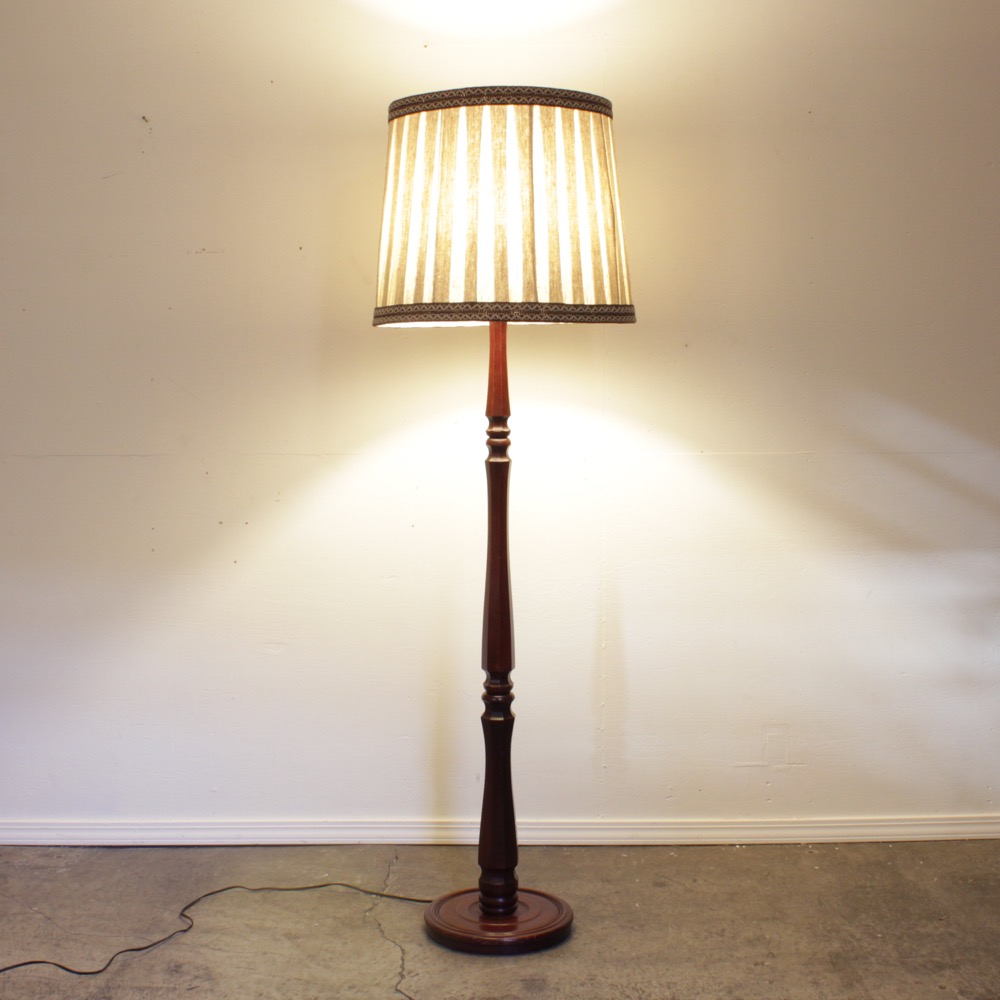 ヴィンテージ フロアスタンドランプ | キヤアンティークス