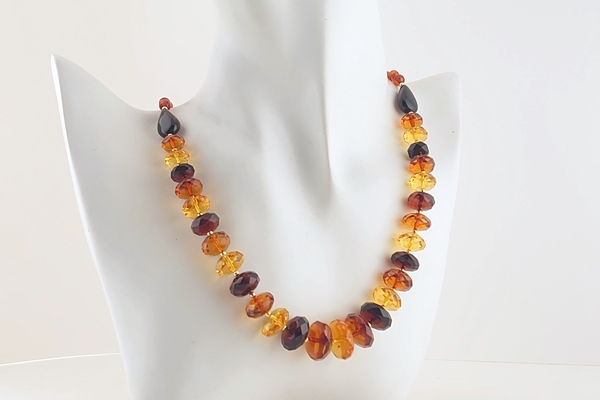 琥珀ネックレス - 久慈琥珀オンラインショップ