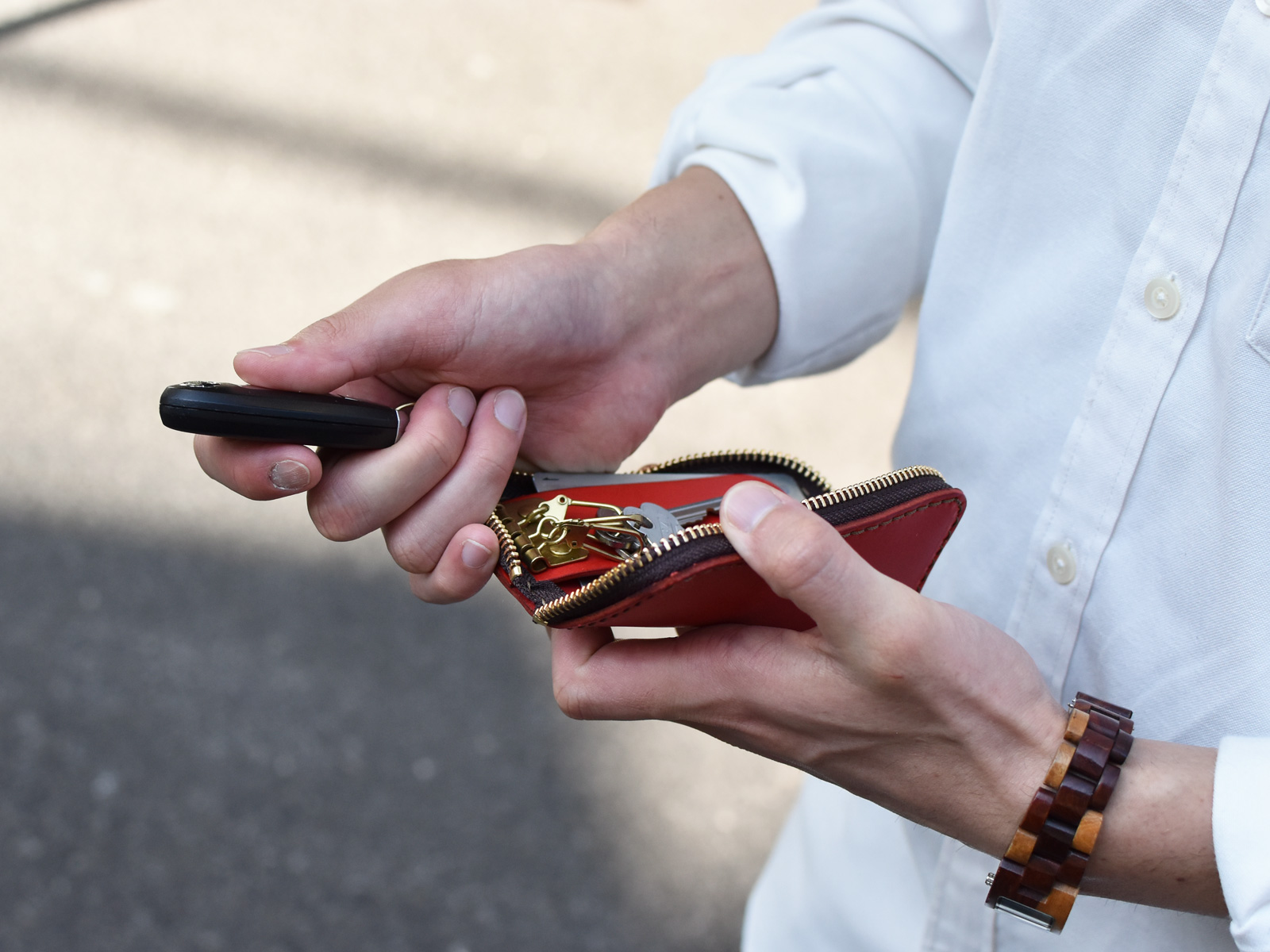 実践！スマートキーが収納できるキーケース｜革鞄・革小物のHERZ公式通販