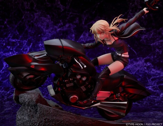 FGO』セイバー/アルトリア〔オルタ〕＆キュイラッシェ・ノワールの