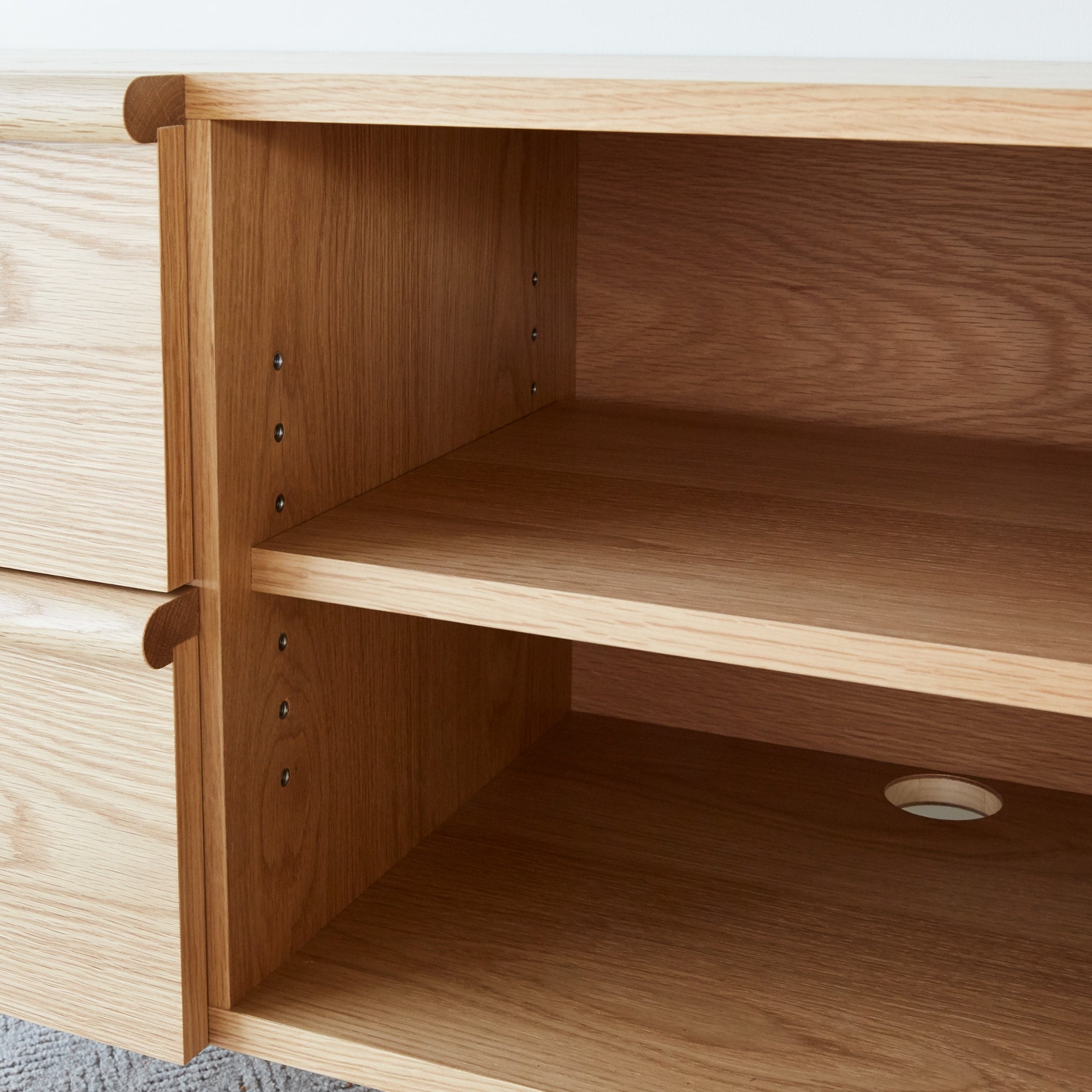 STILT SIDEBOARD S White｜TVボード・サイドボード｜IDEE SHOP Online