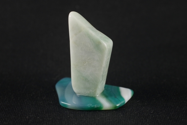 ガーネットインヌーマイト丸玉56．5mm 天然石販売の名取貴石