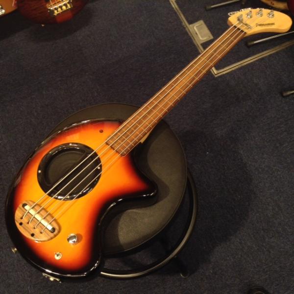 ZO-3 PIE-ZO BASS GOLD レア ZO-3 PIE-ZO BASS GOLD レア