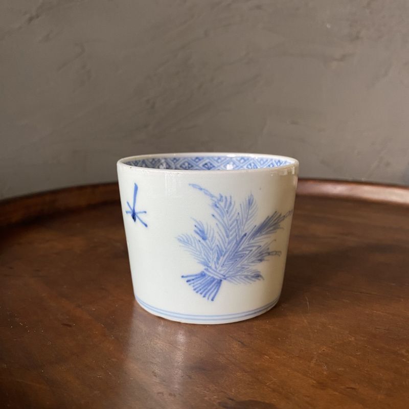 伊万里 岩場の柳模様 染付 猪口 7個 [B31361] 伊万里 岩場の柳模様