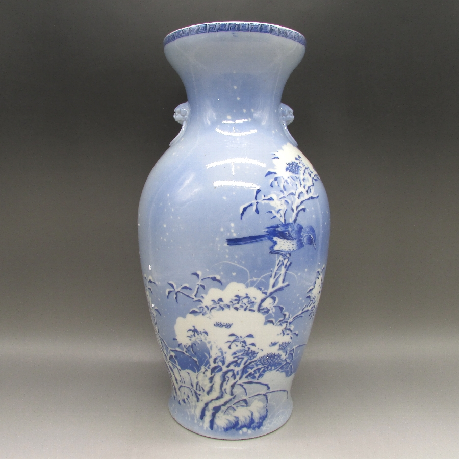 瀬戸焼 川本桝吉 鳥雪風景文双耳獅面付花瓶 - 敬誠アート [ 公式 ]