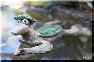 信楽焼泳ぐ河童置物の販売