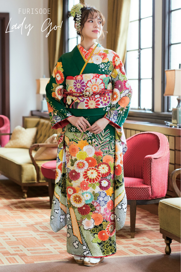 緑に咲く繊細な花柄が映える華やか古典振袖｜ビタミンカラーが若々しい一着