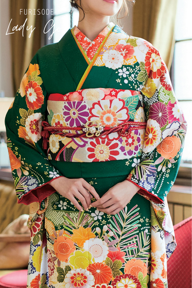 緑に咲く繊細な花柄が映える華やか古典振袖｜ビタミンカラーが若々しい一着