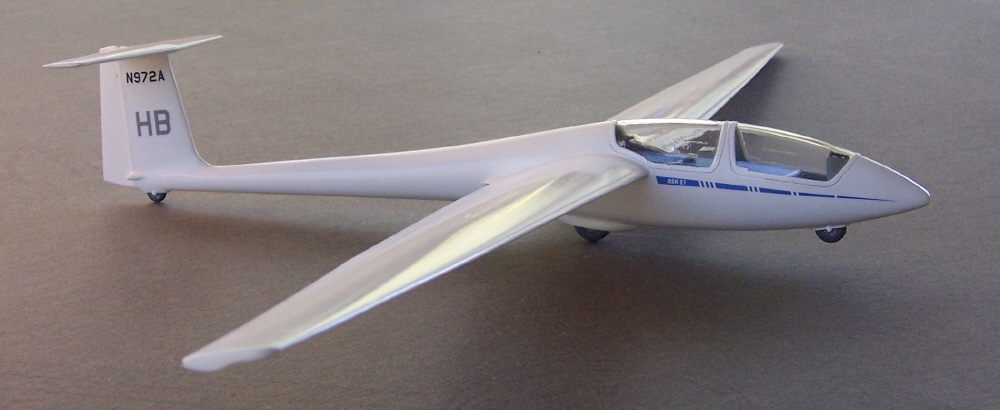 新品未使用品 Revell ASK 21 グライダー 1:32 新品未使用品 Revell ASK