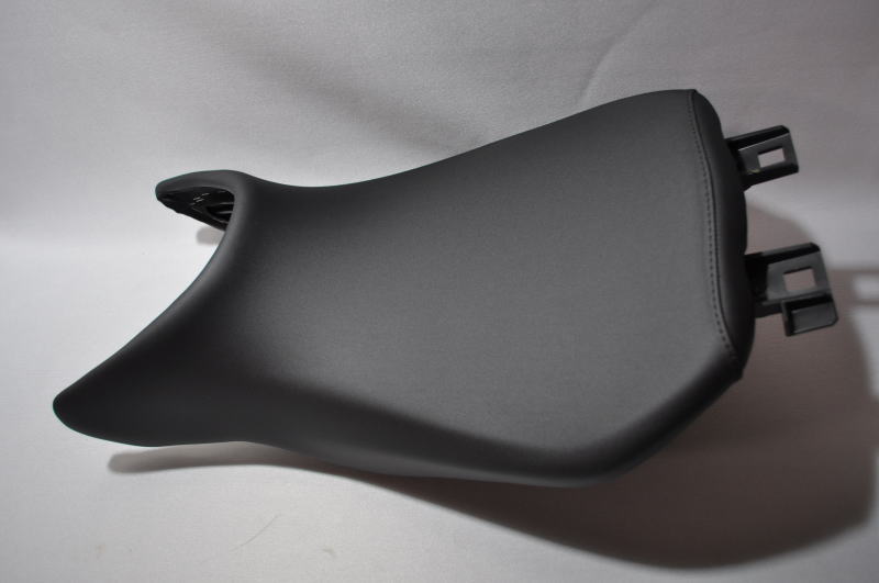 BMW R1250R/RS純正シート