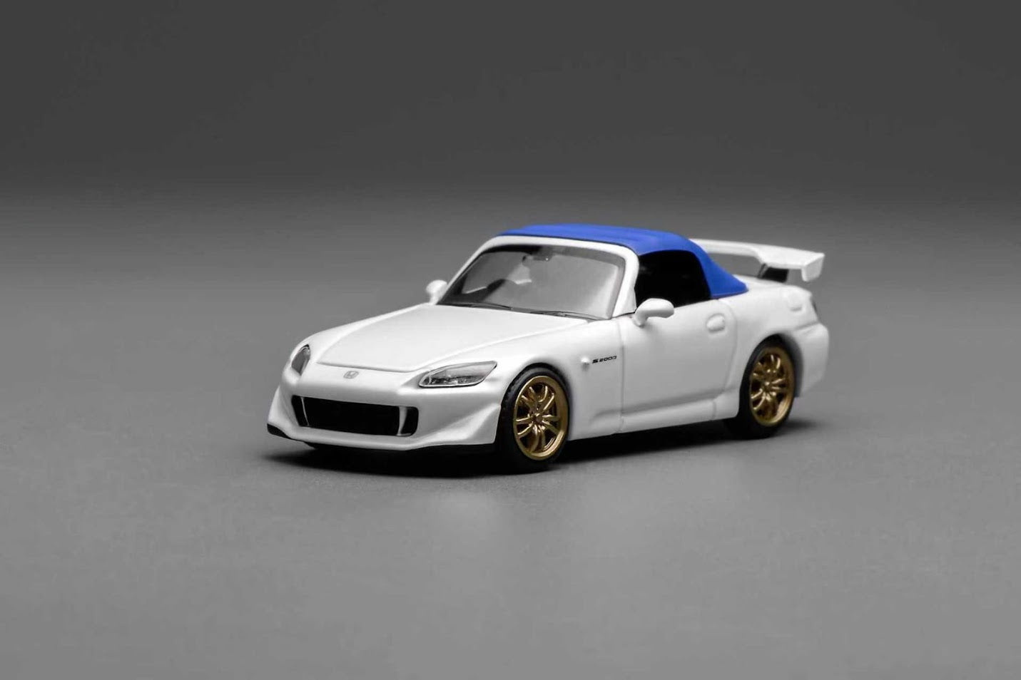 PREORDER* MotorHelix 1:64 Honda S2000 Type S Platinum White Pearl