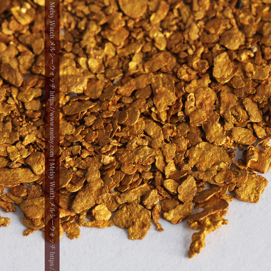 2.64gの小さな砂金・薄片金とやや粒の大きな自然金3点（販売済み