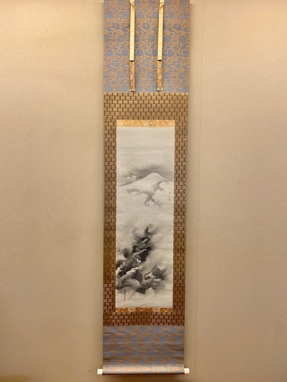 処分価格 狩野伊川院栄信 掛軸 狩野伊川院栄信 鷹図｜古美術・掛け軸の