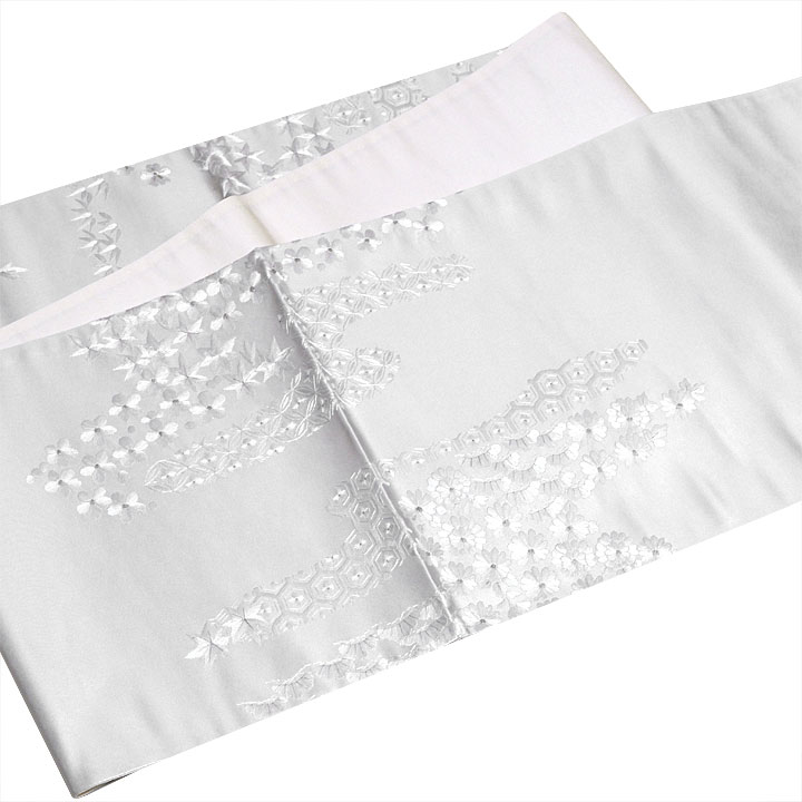 美品 袋帯 オフホワイト 箔糸 流水 牡丹 梅 松 菊 吉祥文様 4m31cm