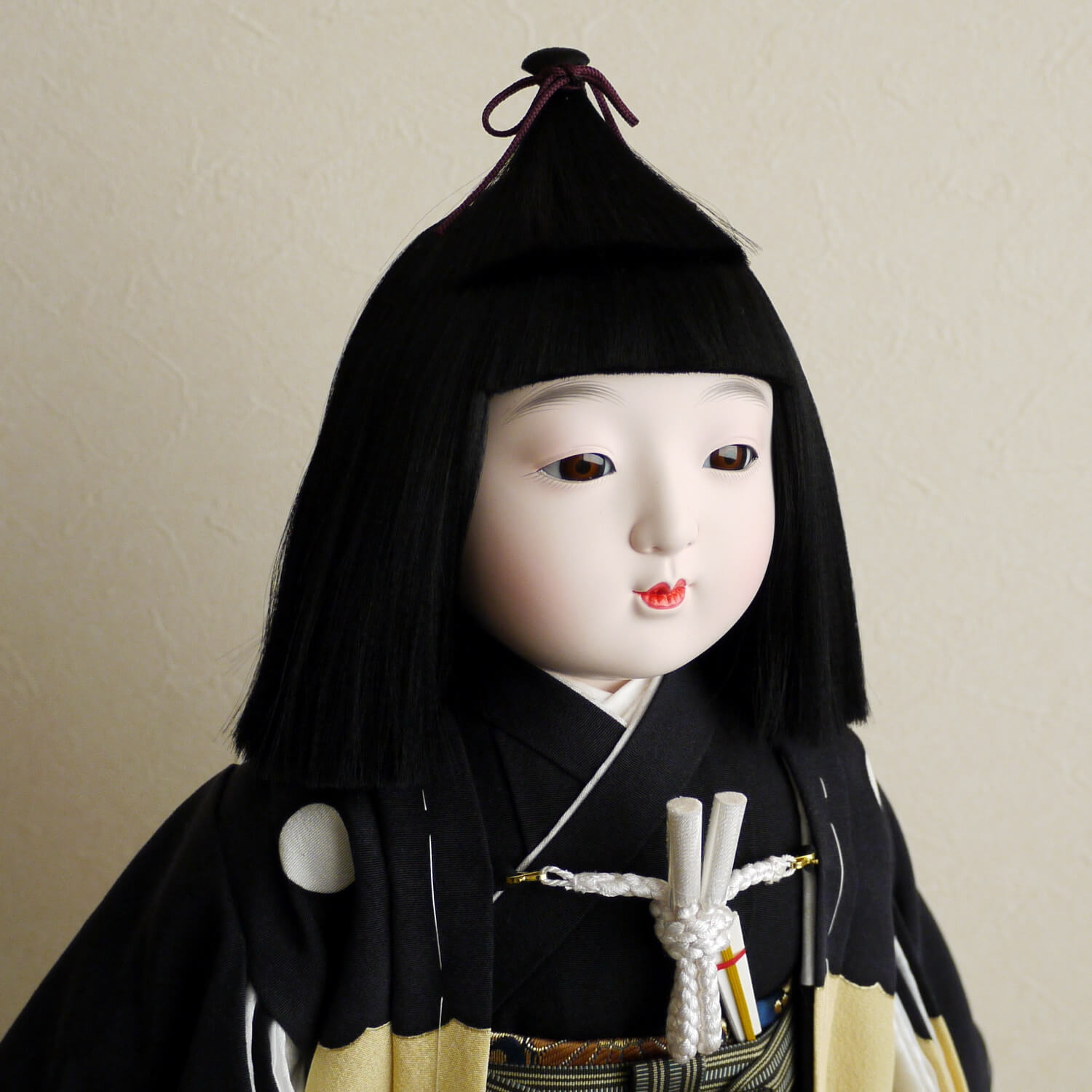 元賀章介作 12号(尺二)〈家紋入れ〉正絹別染 宝づくし 黒色 手塗本漆塗