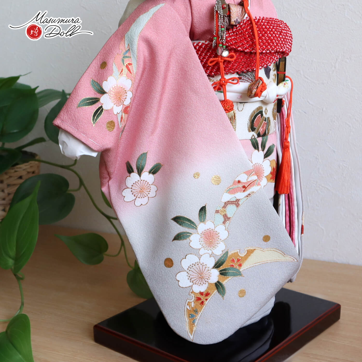 元賀章介作 12号(尺二) 正絹 別染め 桜と雪輪 ボカシ紫 市松人形 手塗