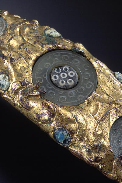 玉琉璃象嵌帯鉤 - MIHO MUSEUM