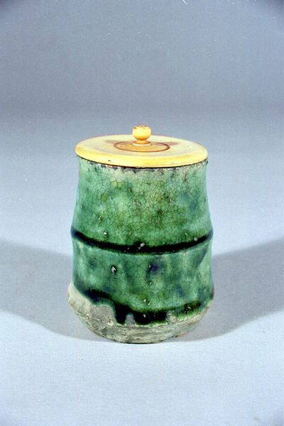 織部茶入 - MIHO MUSEUM