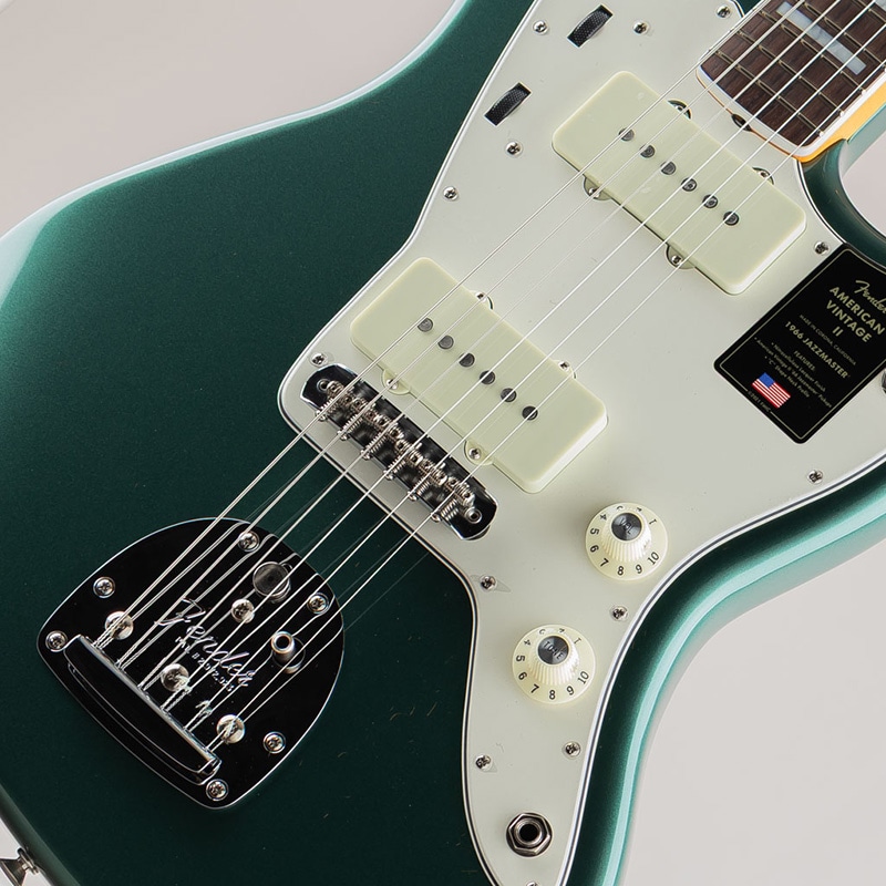 American Vintage II 1966 Jazzmaster /Sherwood Green Metallic
