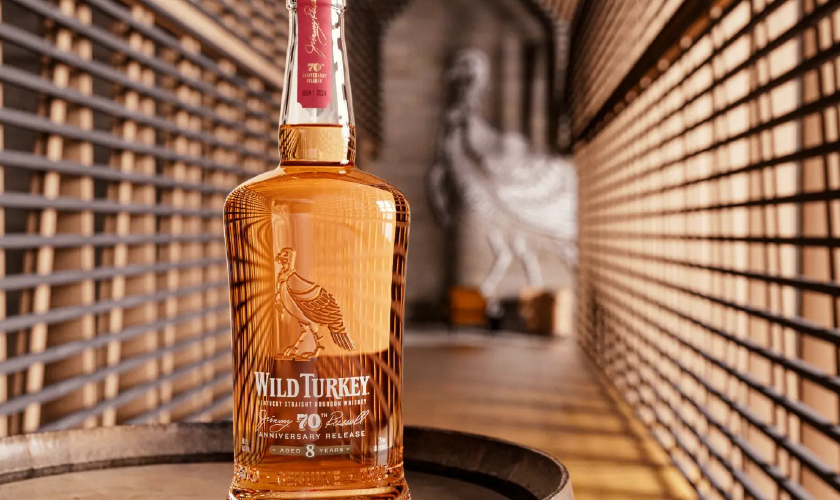 ワイルドターキー 8年 グラス付の通信販売 バーボンウイスキー