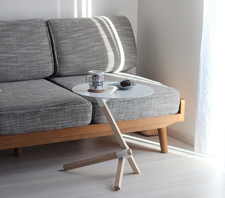 DUENDE TRE SIDE TABLE｜テーブル・デスク（机）｜インテリア・家具の