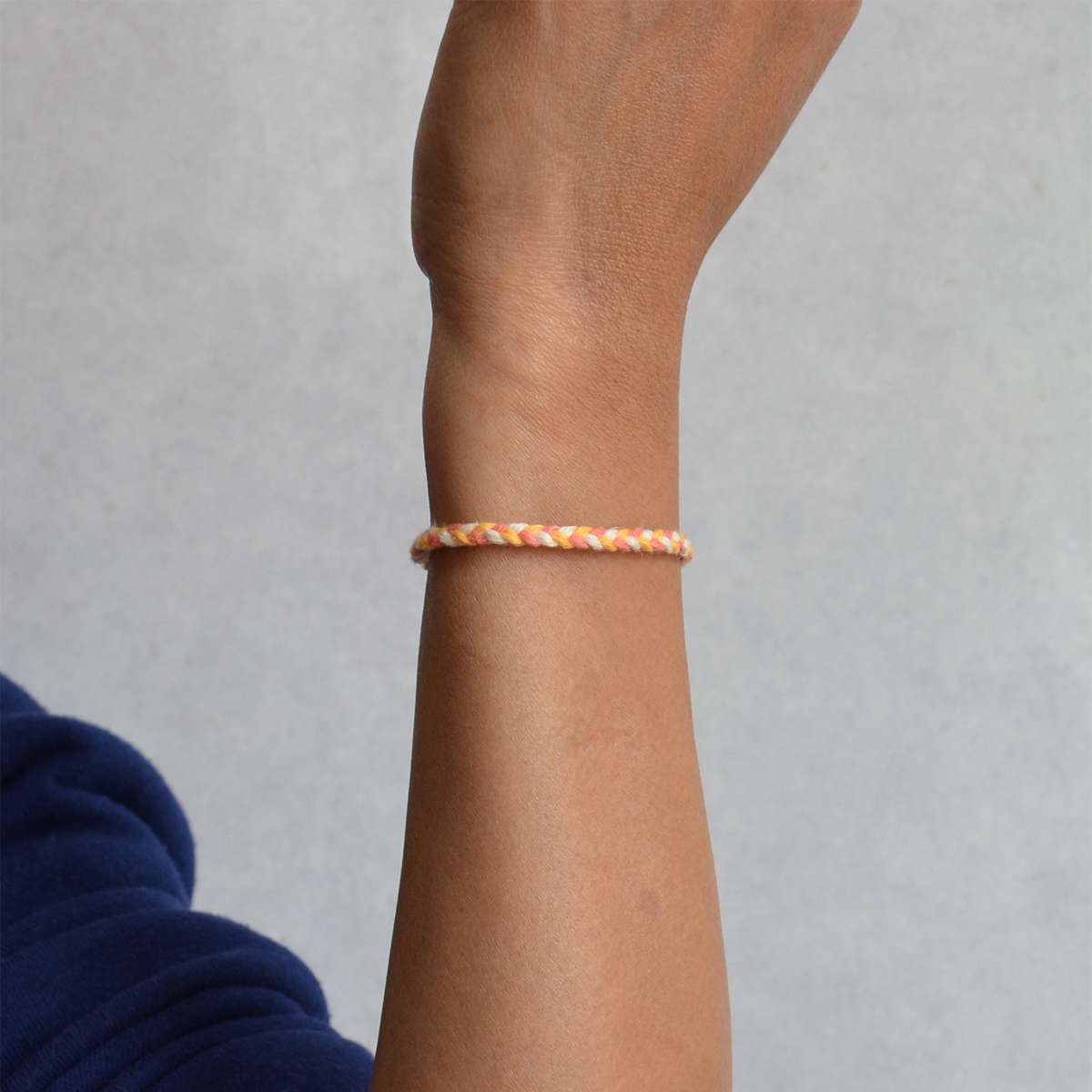 BHM003:ブレスレット・麻ひも・三つ編[マグネット]・通販:ミサンガ販売店