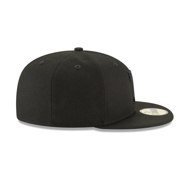 Texas Rangers Blackout Basic 59FIFTY Fitted Hat – New Era Cap