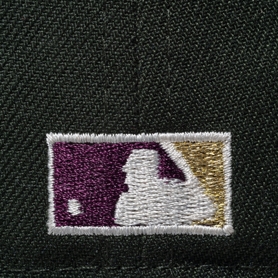 NEW ERA(ニューエラ) キャップ 59FIFTY Happy Holidays カンザスシティ