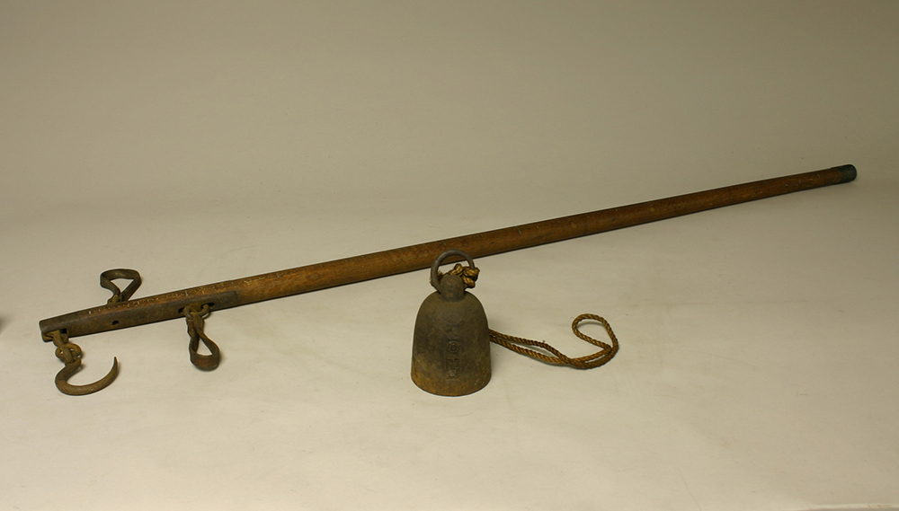 竿秤（さおばかり） | くらしの道具 | 所蔵品アーカイブ | 練馬区立
