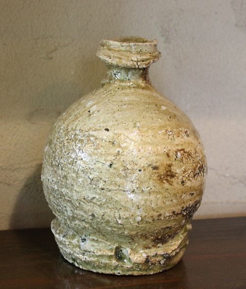 伊賀焼〆蹲壺 古伊賀壺 – Old Iga ware Jar | 陶磁オンライン美術館ー