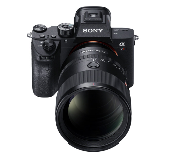 FE 135mm F1.8 GM 特長 | デジタル一眼カメラα（アルファ） | ソニー