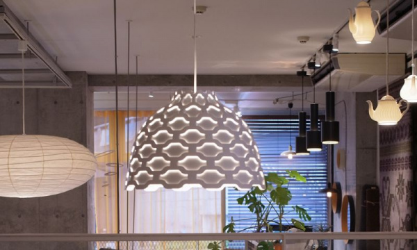 LCシャッターズ / ペンダントライトLouis Poulsen（ルイスポールセン